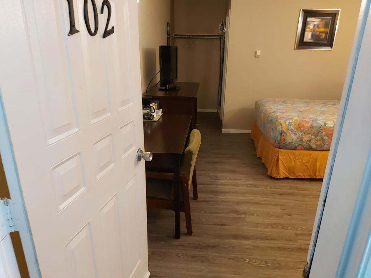 Melville Country Inn 外观 照片
